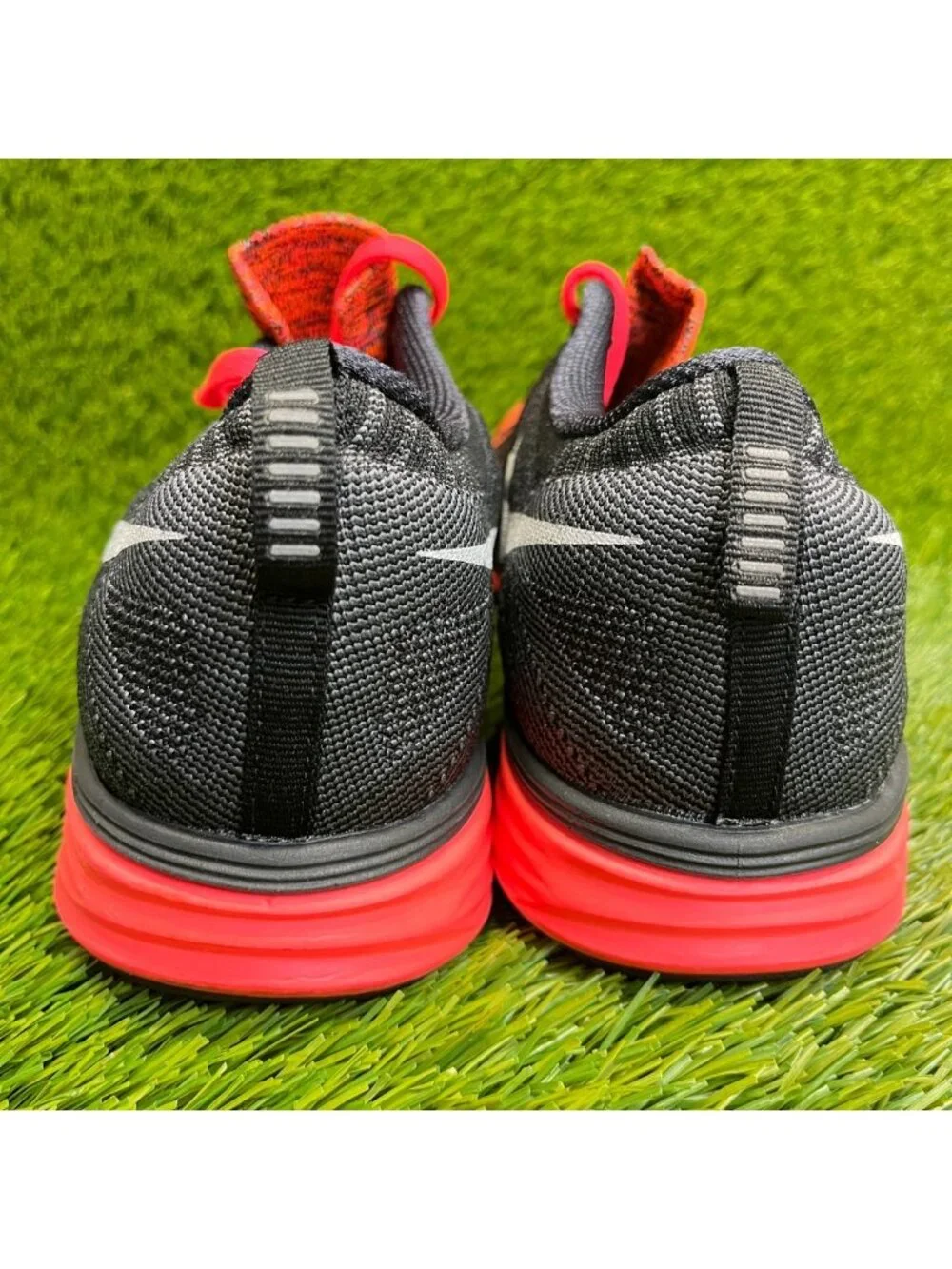 Nike Flyknit Lunar 2 Mens Size 10 Crimson Black Running Training Shoes Sneakers